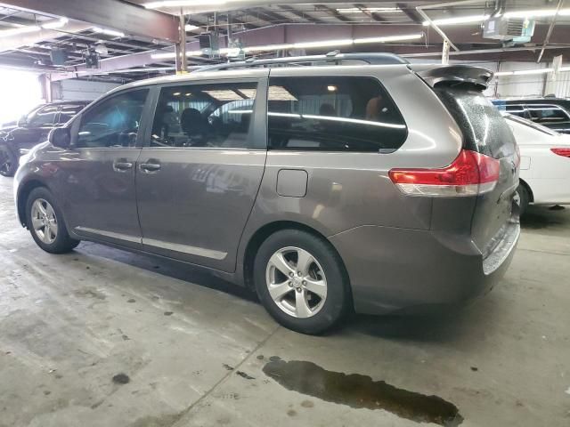 2013 Toyota Sienna LE