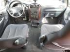 2002 Chrysler Town & Country LX