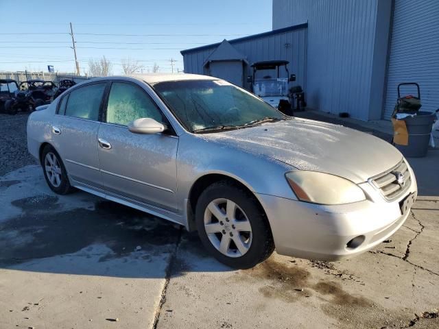 2003 Nissan Altima Base