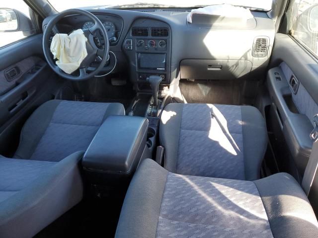 1999 Nissan Pathfinder XE