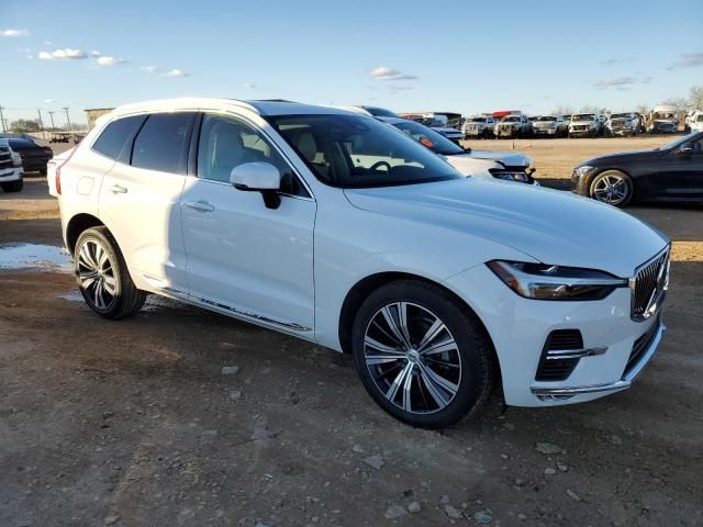 2022 Volvo XC60 B5 Inscription