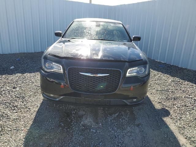 2017 Chrysler 300 S