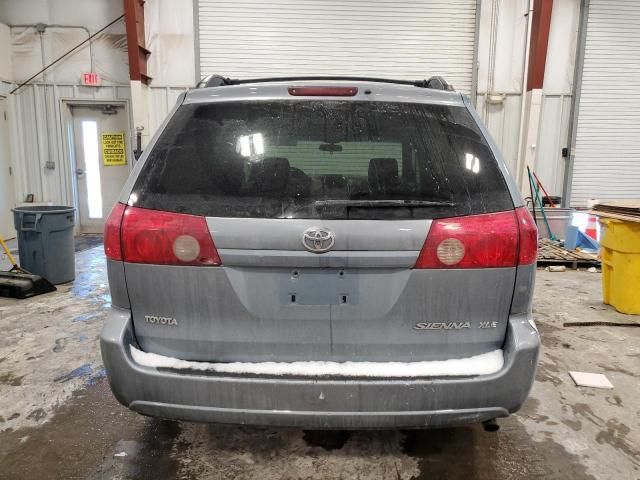 2006 Toyota Sienna XLE