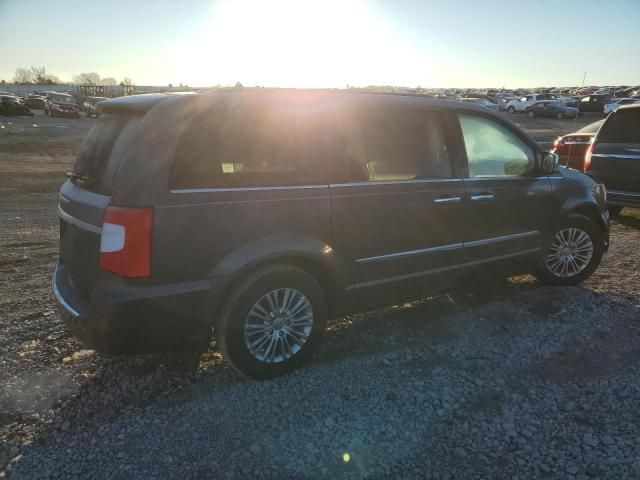 2015 Chrysler Town & Country Touring L