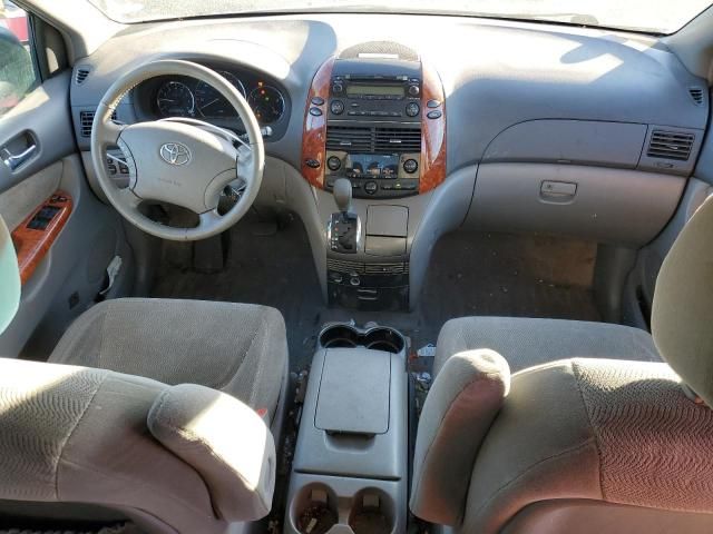 2006 Toyota Sienna XLE