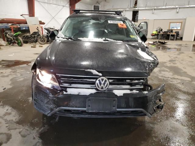 2018 Volkswagen Tiguan SE