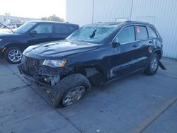 Salvage cars for sale from Copart Cleveland: 2017 Jeep Grand Cherokee Laredo