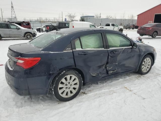 2013 Chrysler 200 LX