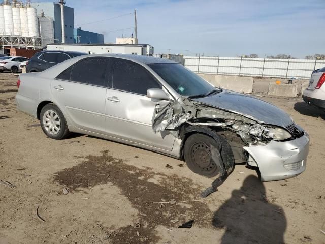 2005 Toyota Camry LE