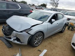 Mazda Vehiculos salvage en venta: 2018 Mazda 3 Touring