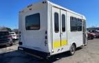 2012 Ford Econoline E350 Super Duty Cutaway Van