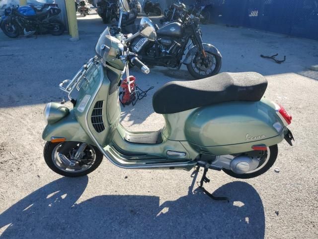 2017 Vespa GTS 300 Super