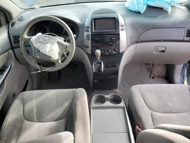 2006 Toyota Sienna CE