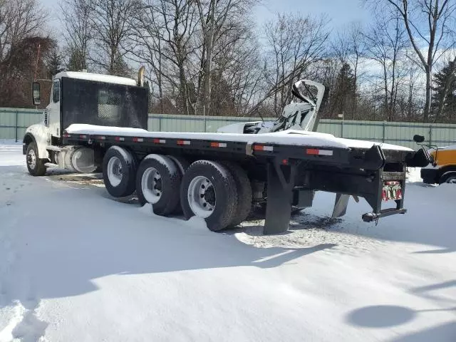 2018 Freightliner 122SD