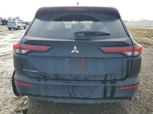 2022 Mitsubishi Outlander ES