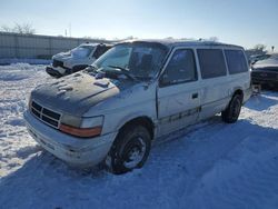 1994 Dodge Grand Caravan SE en venta en Kansas City, KS