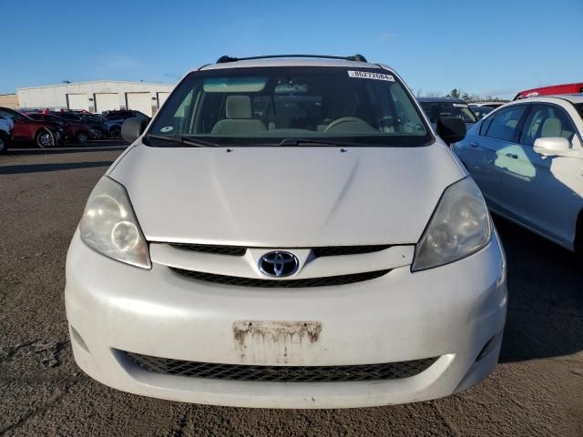 2006 Toyota Sienna XLE