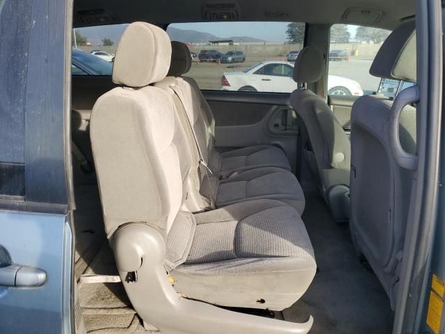 2006 Toyota Sienna CE