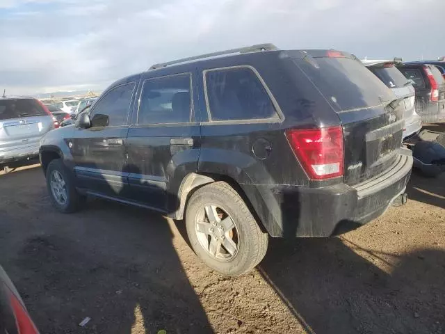 2005 Jeep Grand Cherokee Laredo