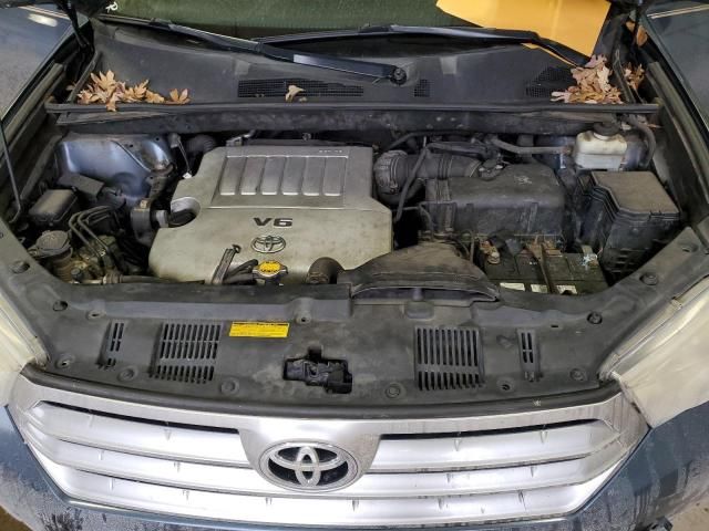 2011 Toyota Highlander Base