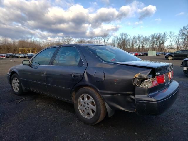 2000 Toyota Camry LE