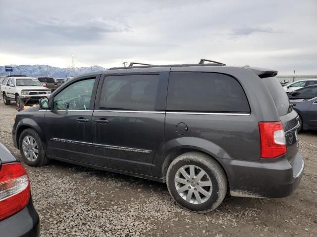 2016 Chrysler Town & Country Touring