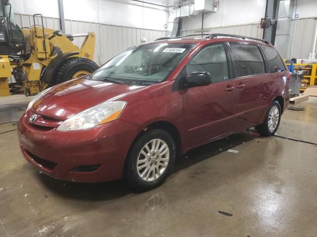 2008 Toyota Sienna LE