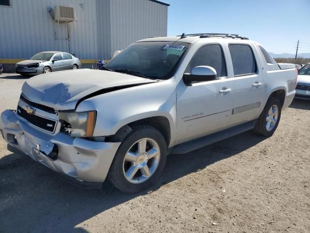 2011 Chevrolet Avalanche LT