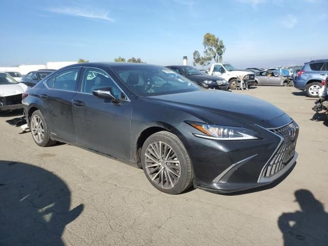 2022 Lexus ES 300H Base