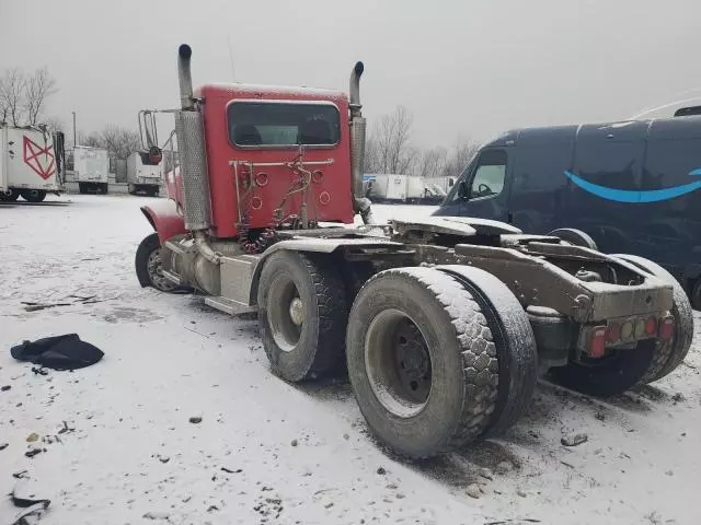 1996 Peterbilt 379