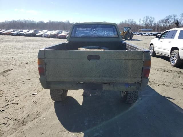 1988 Toyota Pickup RN63 STD