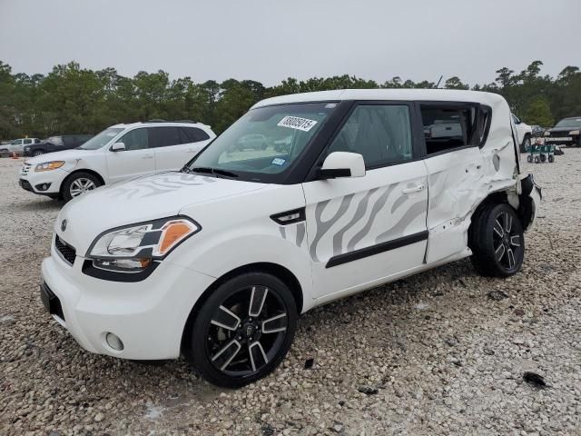 2011 KIA Soul +