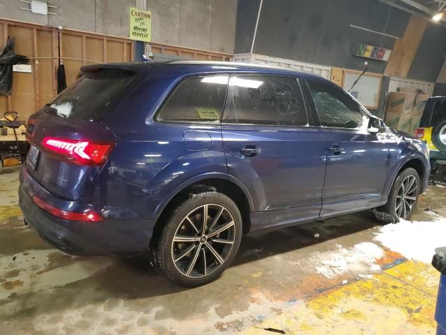 2021 Audi Q7 Prestige