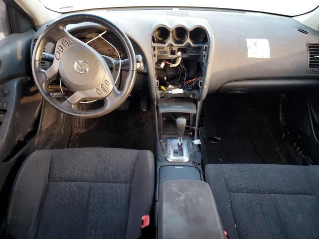 2010 Nissan Altima Base