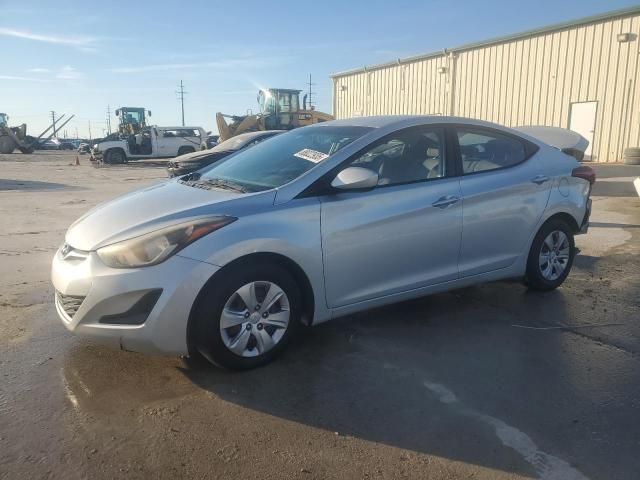 2016 Hyundai Elantra SE