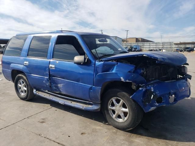 2000 Cadillac Escalade Luxury