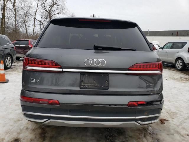 2022 Audi Q7 Premium Plus