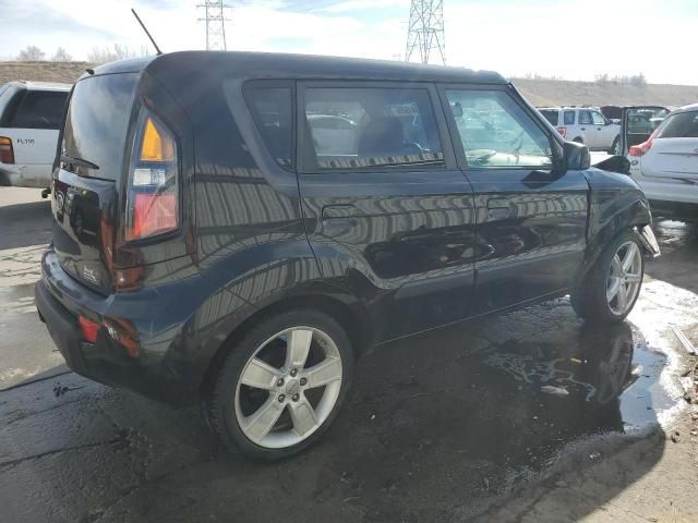 2010 KIA Soul +