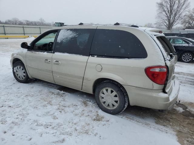 2005 Chrysler Town & Country Limited