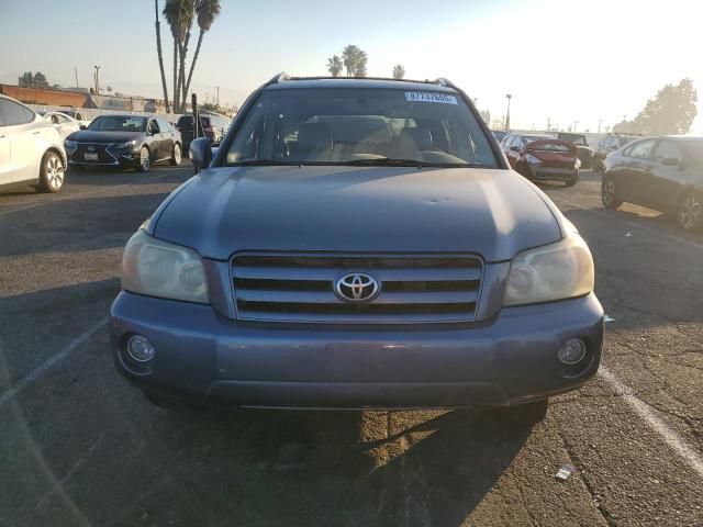 2004 Toyota Highlander Base