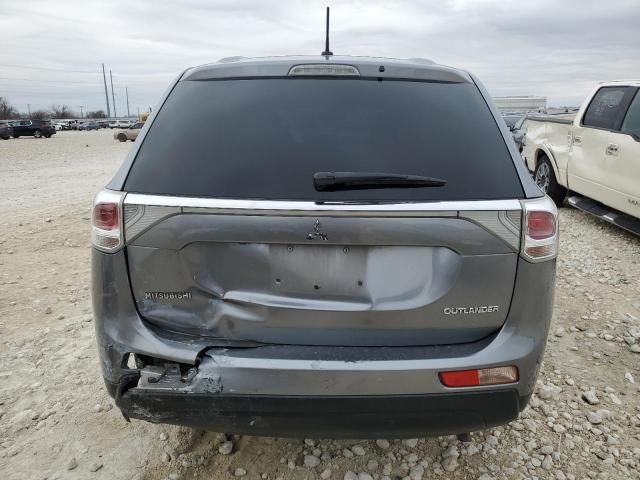 2014 Mitsubishi Outlander SE