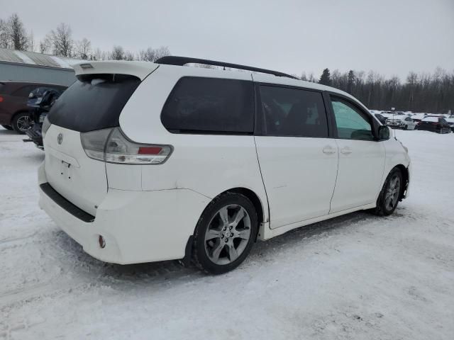 2012 Toyota Sienna Sport