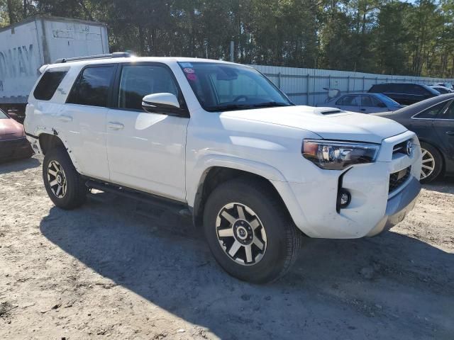 2023 Toyota 4runner SE