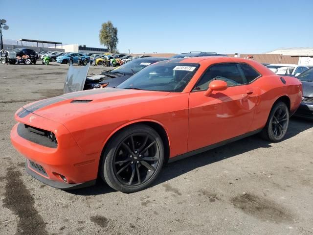 2017 Dodge Challenger SXT