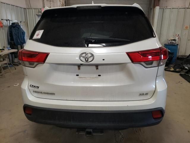 2019 Toyota Highlander SE