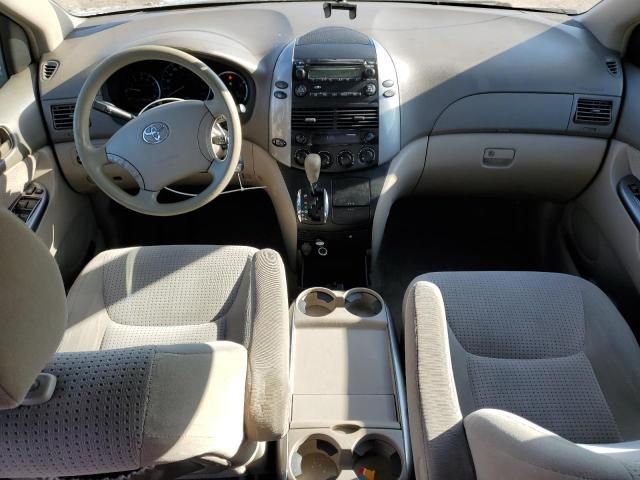 2006 Toyota Sienna CE