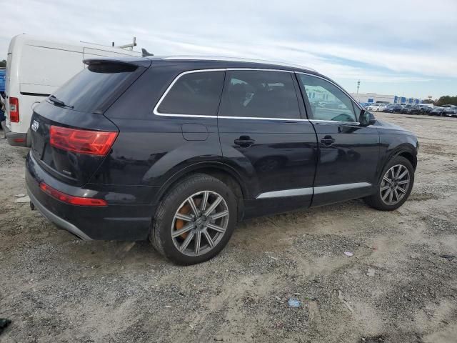 2018 Audi Q7 Premium Plus