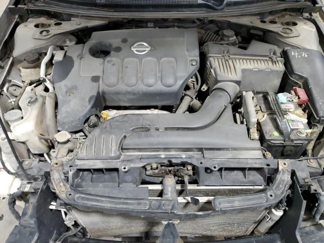 2011 Nissan Altima Base