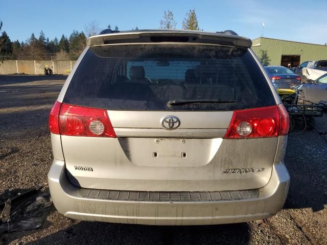 2006 Toyota Sienna CE