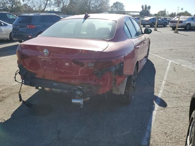 2021 Alfa Romeo Giulia Sport